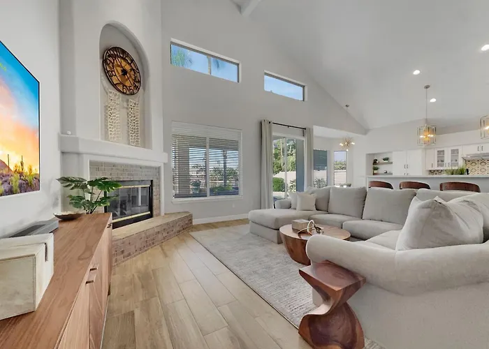 Beverly Ocotillo Holiday home